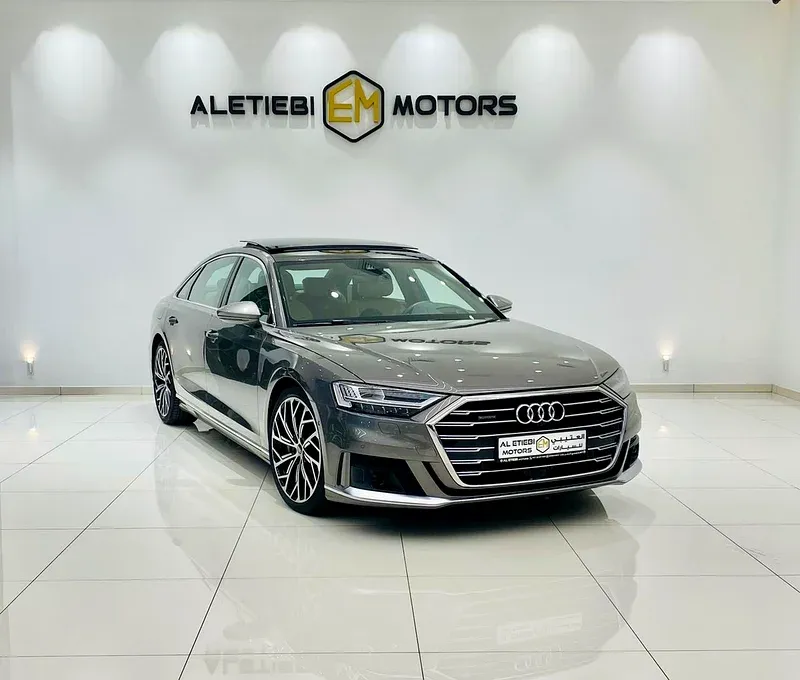 Audi A8 2021